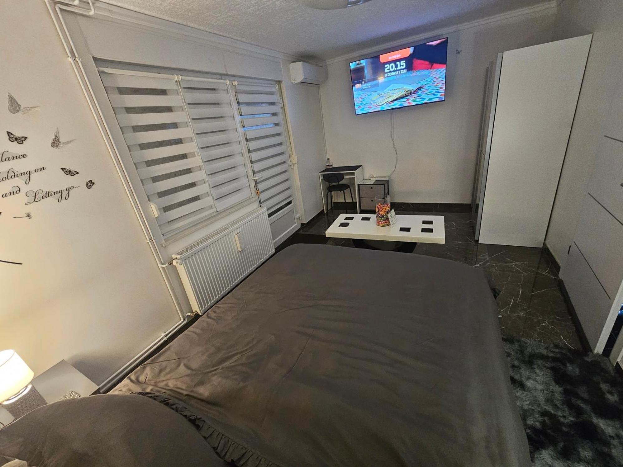 Ena1 & Ena2 -Big Free Parking Apartman Károlyváros Kültér fotó