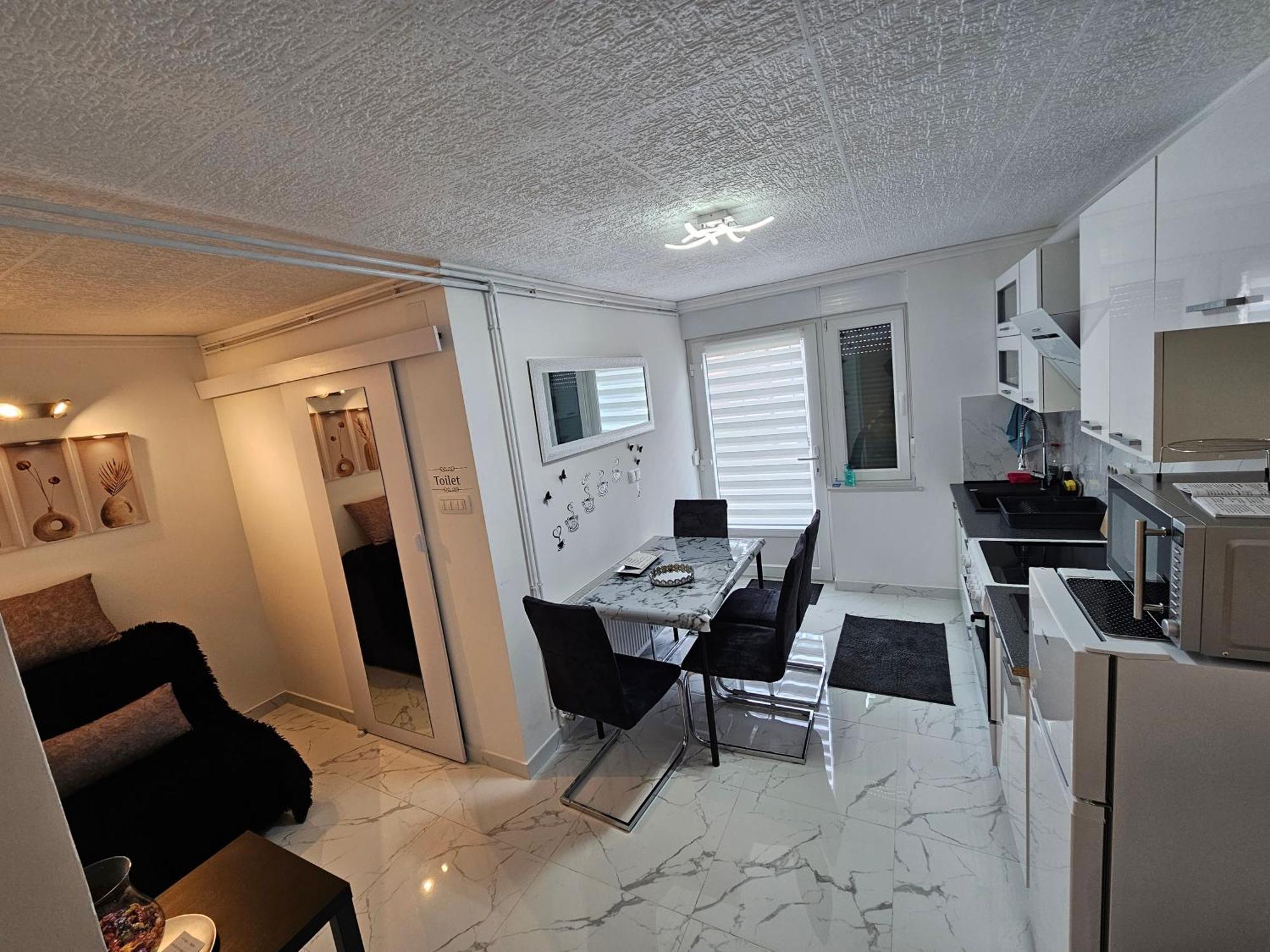 Ena1 & Ena2 -Big Free Parking Apartman Károlyváros Kültér fotó